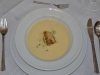 cremesuppe-von-kartoffel-und-munsterkase-mit-zanderwurfel